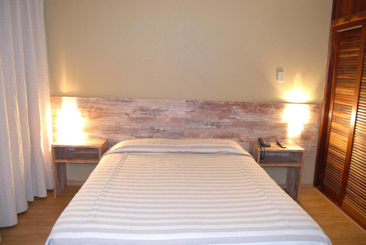 Samuara Hotel Каксиас-До-Сул Екстериор снимка
