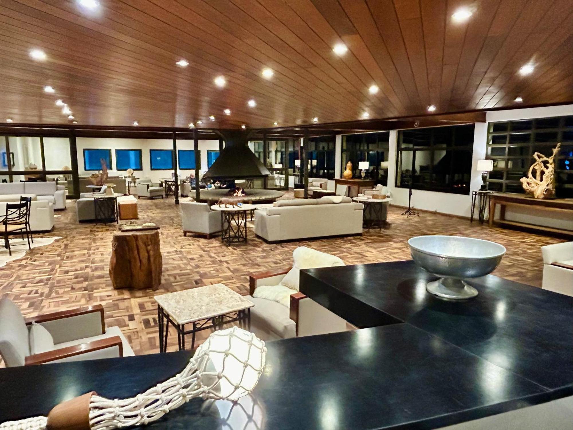Samuara Hotel Каксиас-До-Сул Екстериор снимка
